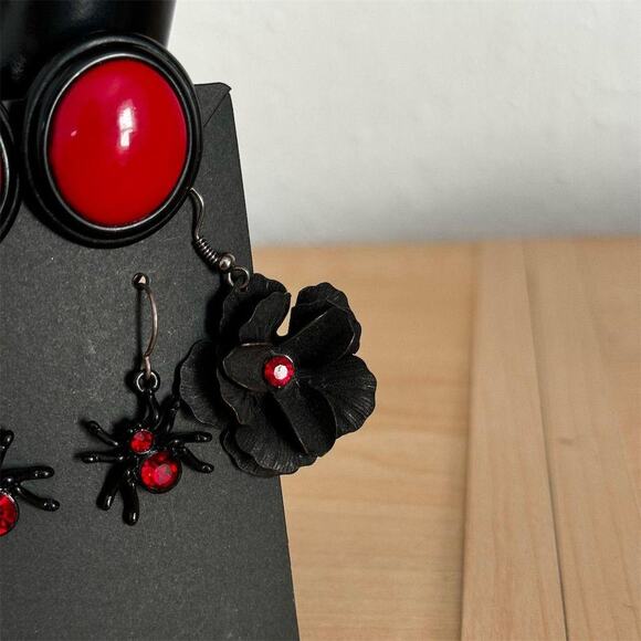 Black Widow Spider Flower Dangle Stud Earrings Set Red Gemstone Halloween Gothic - Picture 7 of 8